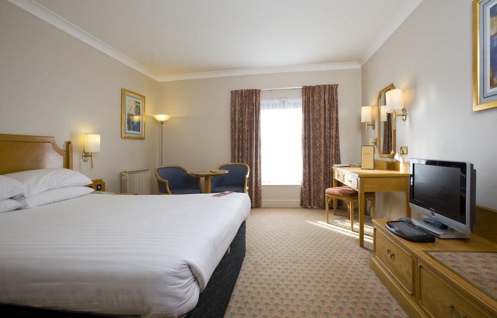 Hogs Back Hotel & Spa Nr Farnham Farnham  Eksteriør bilde