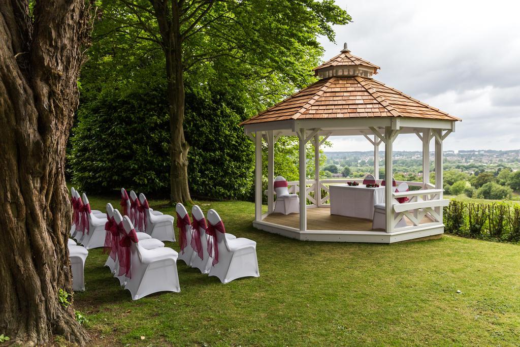 Hogs Back Hotel & Spa Nr Farnham Farnham  Eksteriør bilde